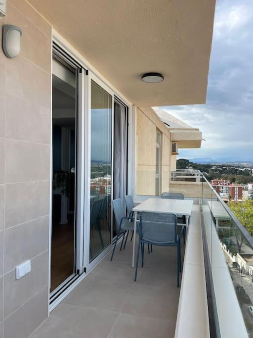 Glamour suite con vistas panorámicas mar y montaña Torremolinos - Apartamento de 1 dormitorio - 11