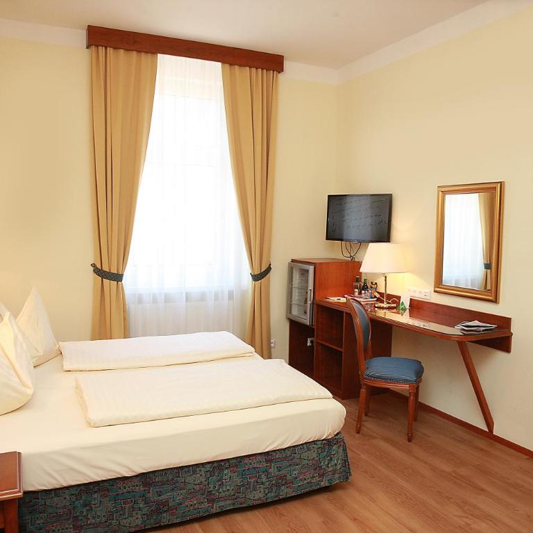 Altstadt Hotel Mosser Villach mit Parkplatz - Doppelzimmer - barrierefrei - 1