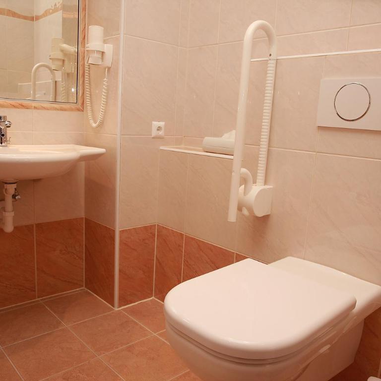 Altstadt Hotel Mosser Villach mit Parkplatz - Doppelzimmer - barrierefrei - 2