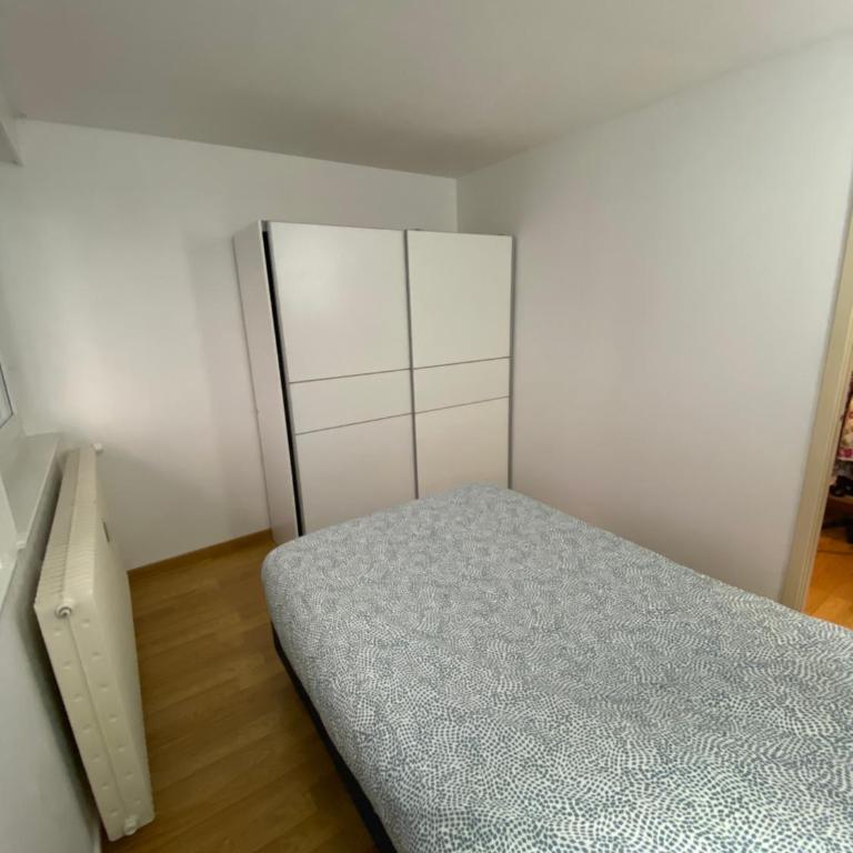 Charment F3 à 8 min de la gare à pied et 1 min du centre - Apartment mit 2 Schlafzimmern - 24