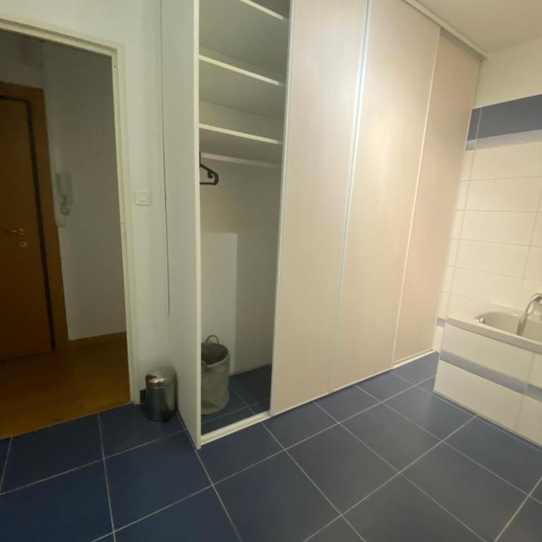 Charment F3 à 8 min de la gare à pied et 1 min du centre - Apartment mit 2 Schlafzimmern - 35