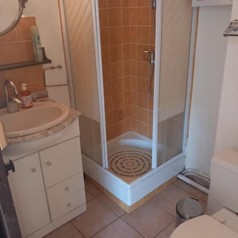 Studio à 100 mètres de la plage 4 personnes - One-Bedroom Apartment - 9