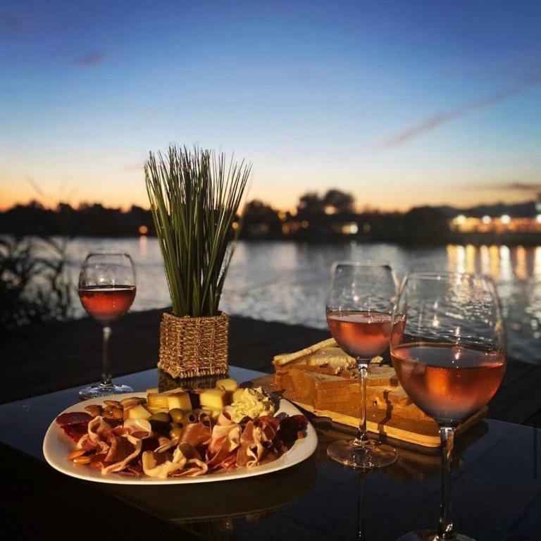 Eli - Waterfront Villa - Two-Bedroom House - 15