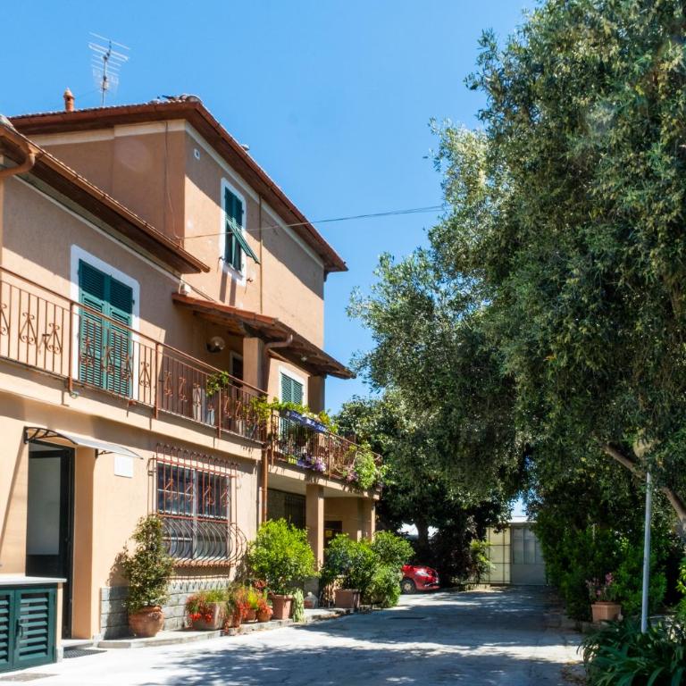 Agriturismo Giorgi appartamenti in Riviera Ligure - Camera Matrimoniale - 1