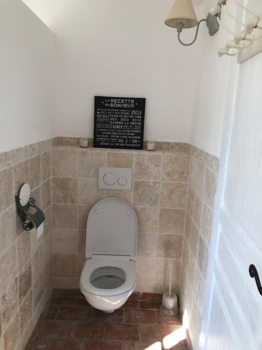 Gîte et studio indépendant idéal Famille - Maison 4 Chambres - 17