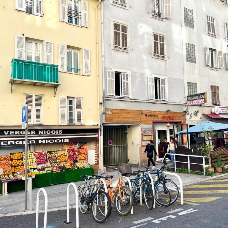 Studio Moderne Rénové avec balcon - Studio avec Balcon - 6