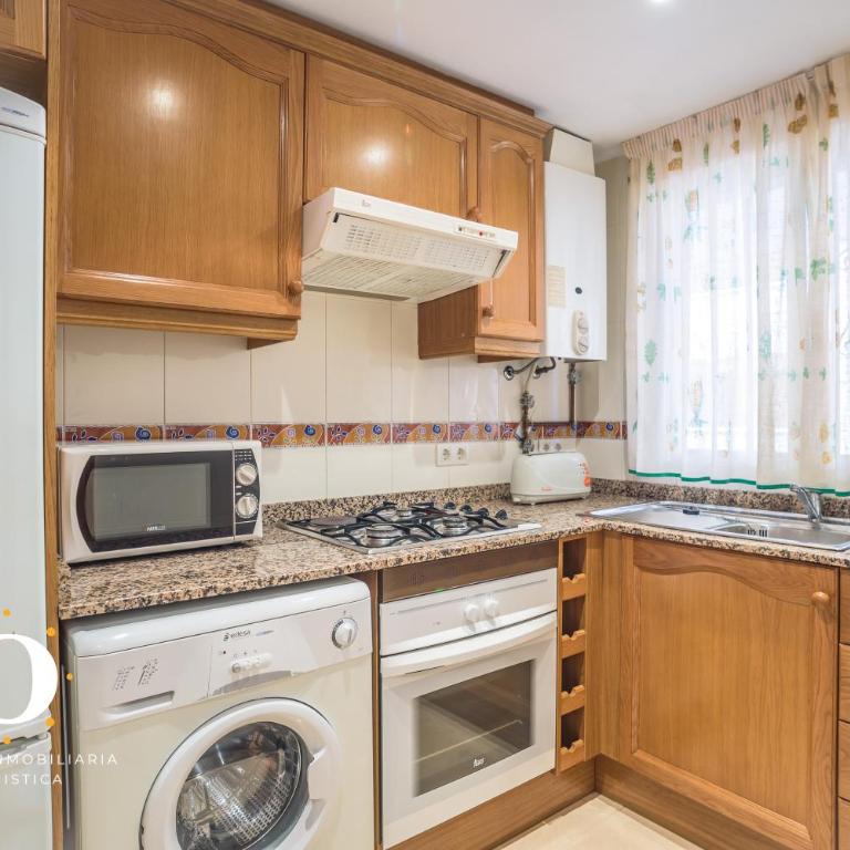 Holiday Primera Linea Magic World - Apartamento de 2 dormitorios - 12
