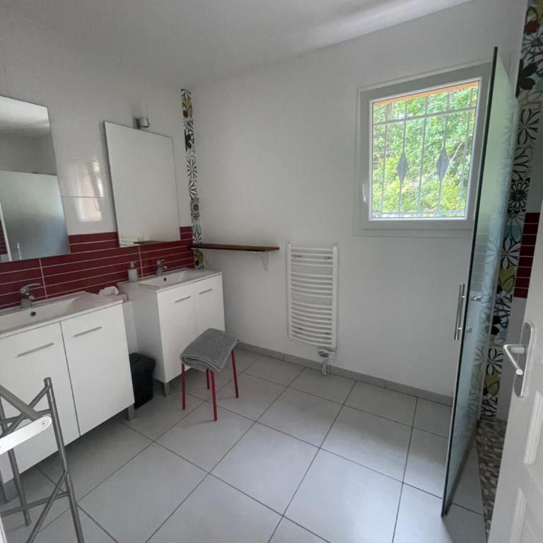 Maison à moins de 5 minutes de la plage - Maison 4 Chambres - 18
