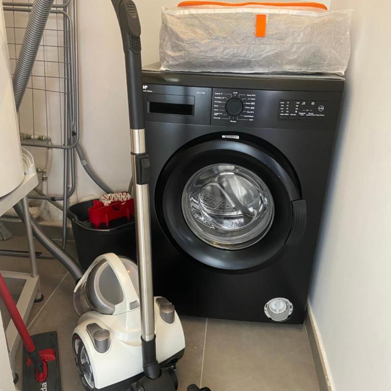 Studio confortable - Parking inclus - proche mer Juan-les-Pins - Appartamento con 1 Camera da Letto - 3