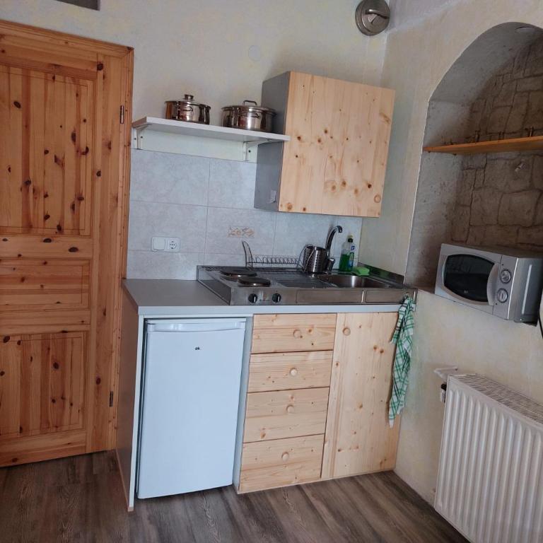 Ferienzimmer (Stanza) in Fondo Trentino - One-Bedroom Apartment - 4