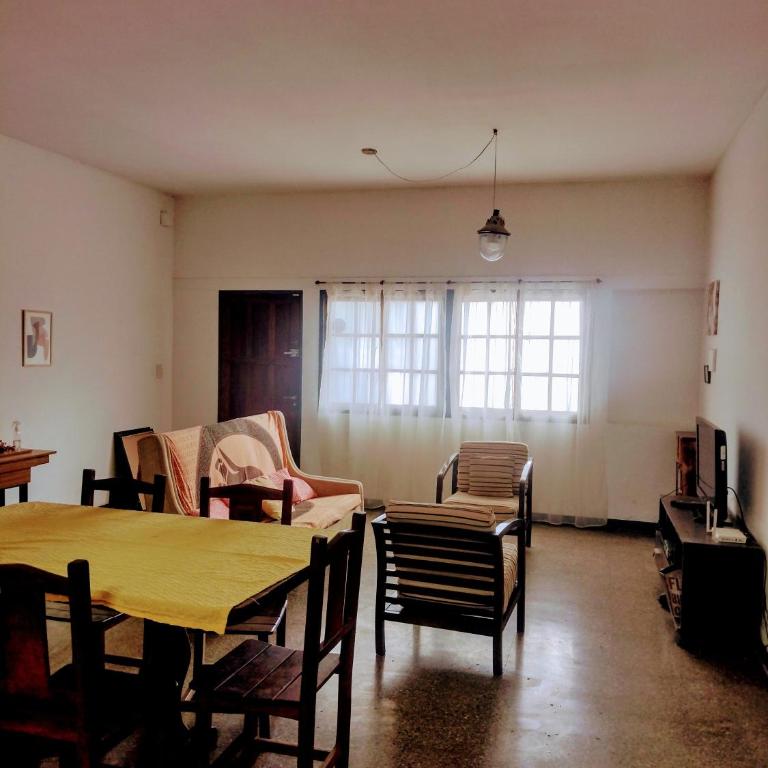 G Duplex estratégico en ciudad de Mendoza - Casa de 3 dormitorios - 4