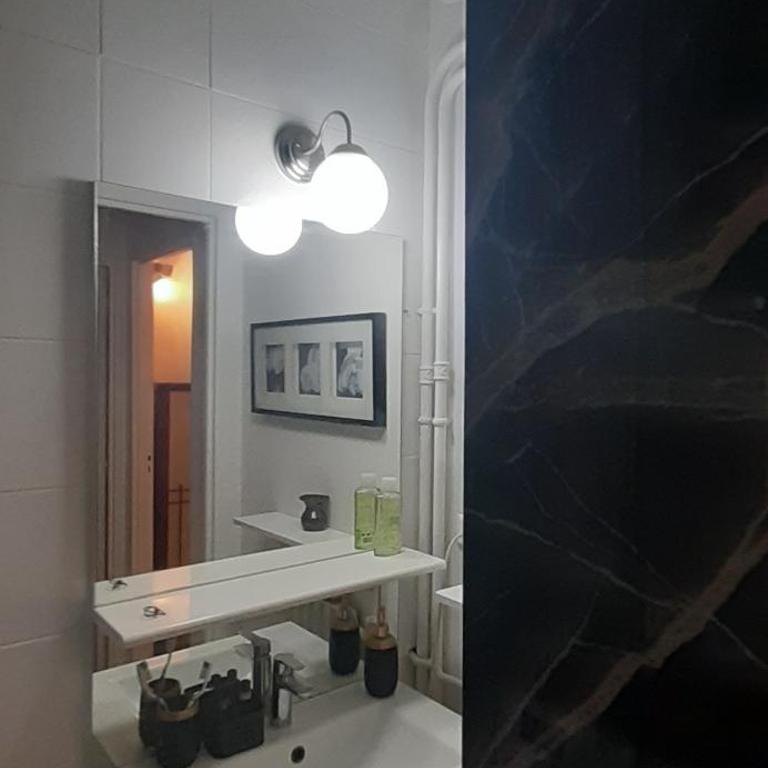 Chambre pour 4 chez Rihani près de la Tour Eiffel - Chambre Double - 17