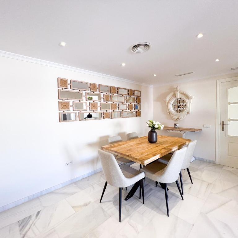 Apartment in Marbella Center with sea views - Three-Bedroom Apartment - 16