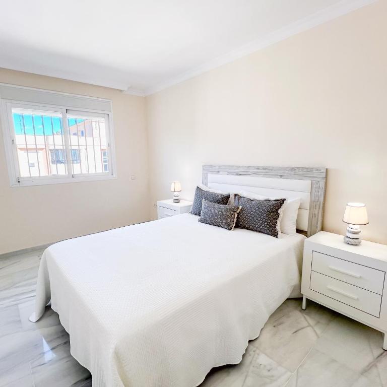 Apartment in Marbella Center with sea views - Three-Bedroom Apartment - 7