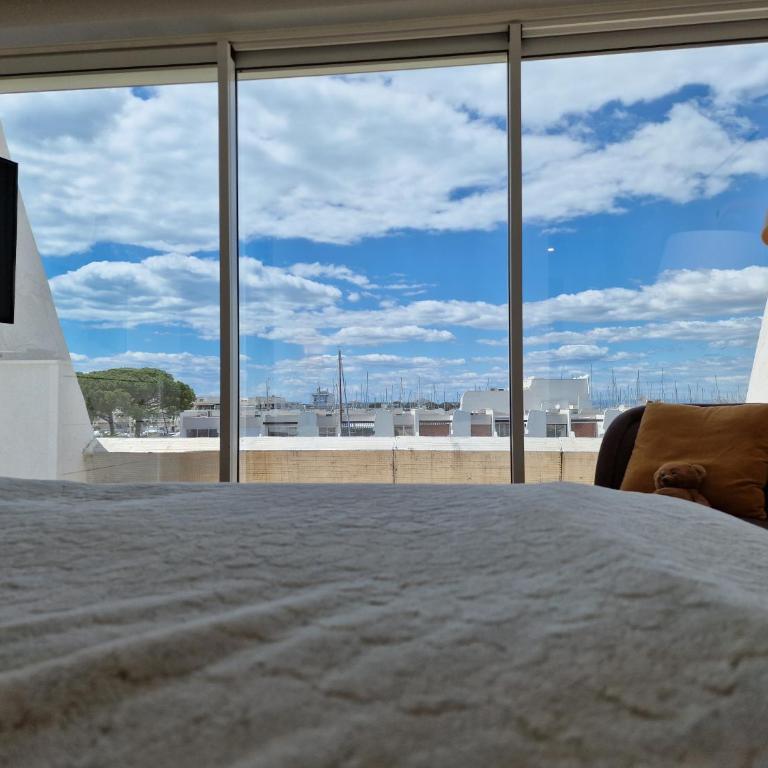 Marina Exceptionnelle - 8 pers - 120 m2 vue mer - Suites Parentales - Cinéma - Ponton - Villa - 6