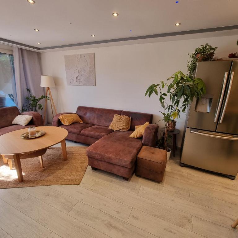 Marina Exceptionnelle - 8 pers - 120 m2 vue mer - Suites Parentales - Cinéma - Ponton - Villa - 54