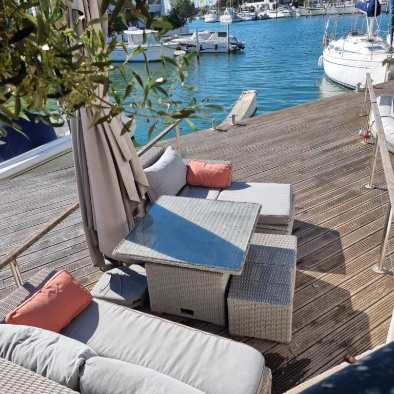 Marina Exceptionnelle - 8 pers - 120 m2 vue mer - Suites Parentales - Cinéma - Ponton - Villa - 43