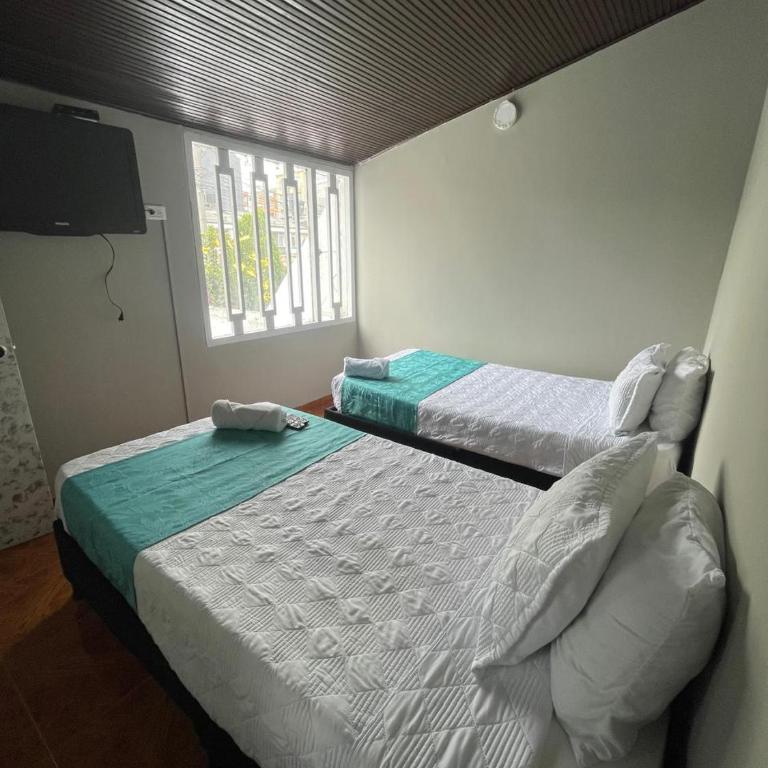 HOTEL LUXEM - Three-Bedroom Home - 5