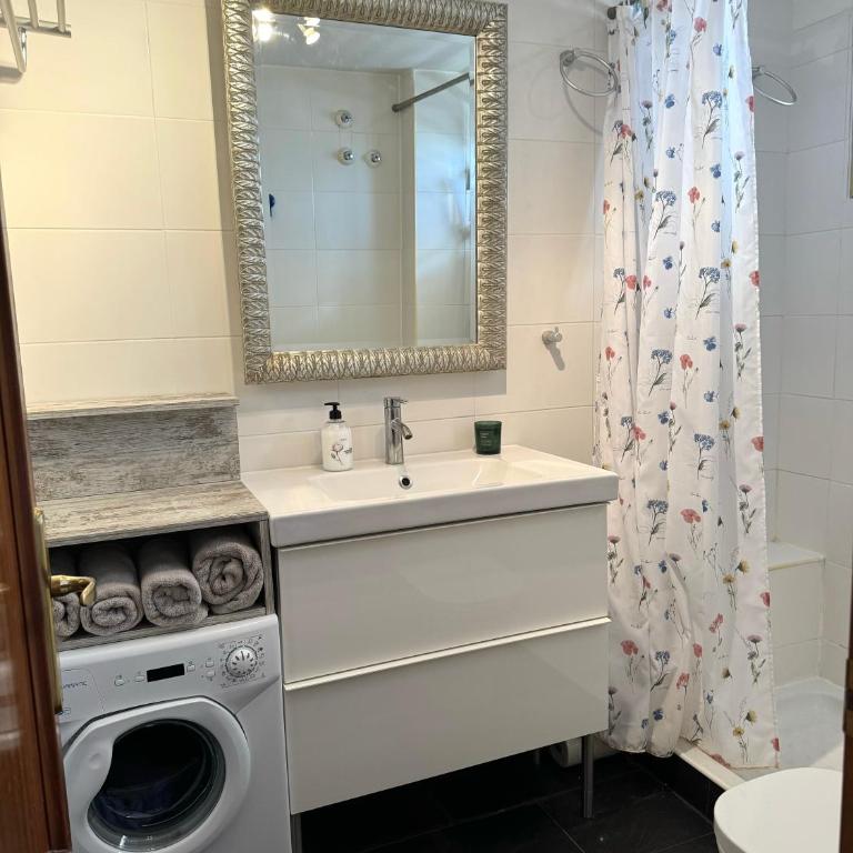 Cozy apartment near Los Boliches Beach - One-Bedroom Apartment - 8