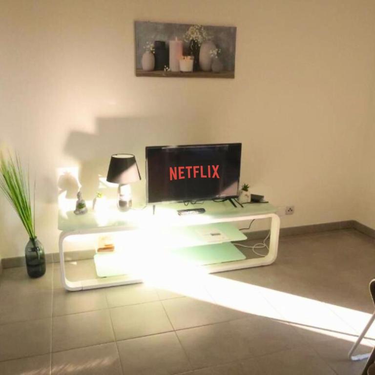Logement Entier - Appartement T2 Confort - Toulouse - Balcon Aménagé - Apartment mit 1 Schlafzimmer - 16