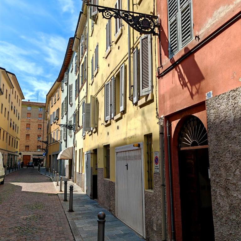 PARMA EXPRESS Anima Antica I 24h covered Parking Free I - One-Bedroom Apartment - 11