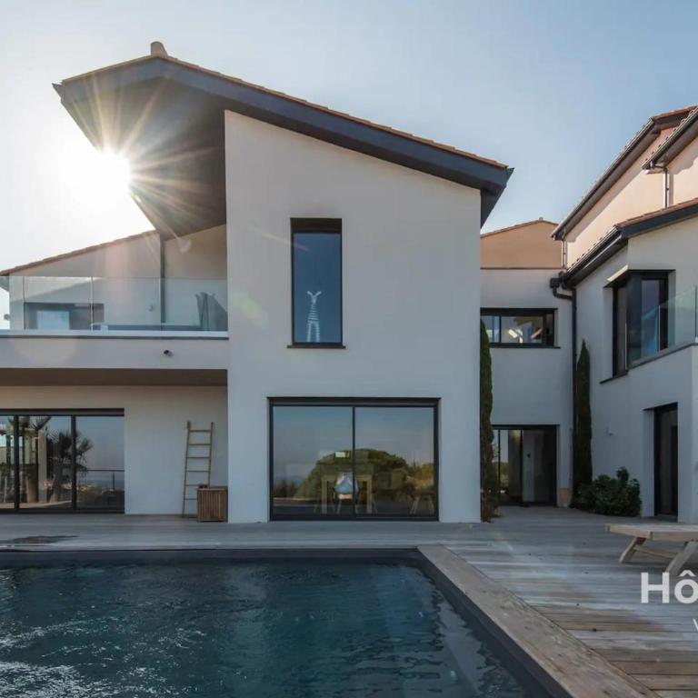 Villa Blanca 5 Sea View and Mountain - Vacation Home - 1