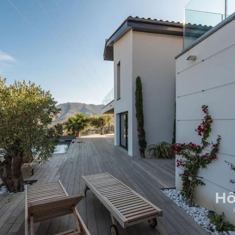 Villa Blanca 5 Sea View and Mountain - Vacation Home - 48