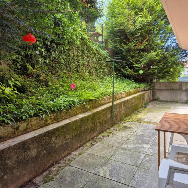 FAMILY appt type 3 centre-ville - Two-Bedroom Apartment - 8