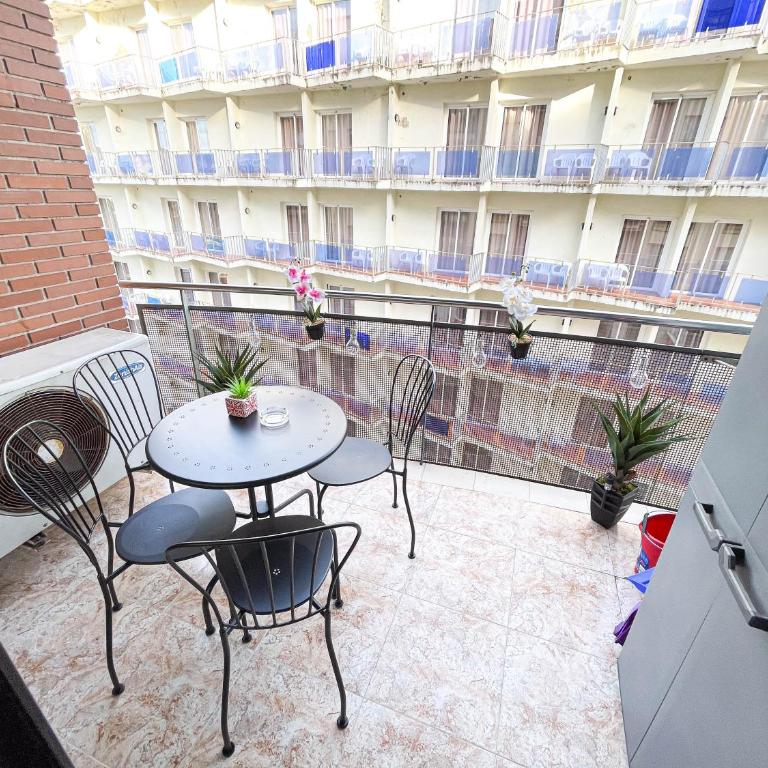 Red Apartment Lloret - Apartamento de 1 dormitorio - 12