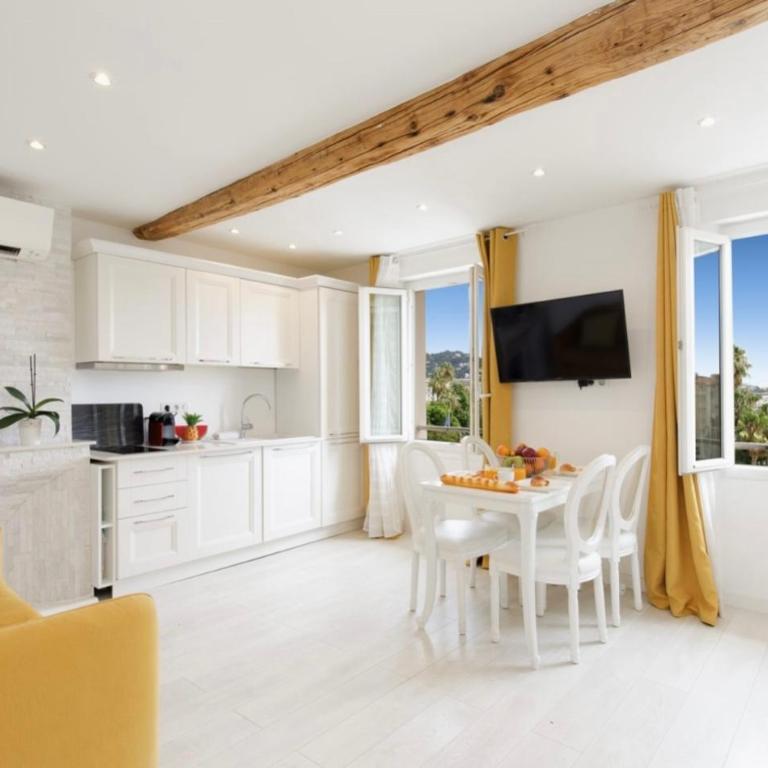 Palais des Festival view - Deluxe Ferienwohnung mit 2 Schlafzimmern und Hafenblick - 1