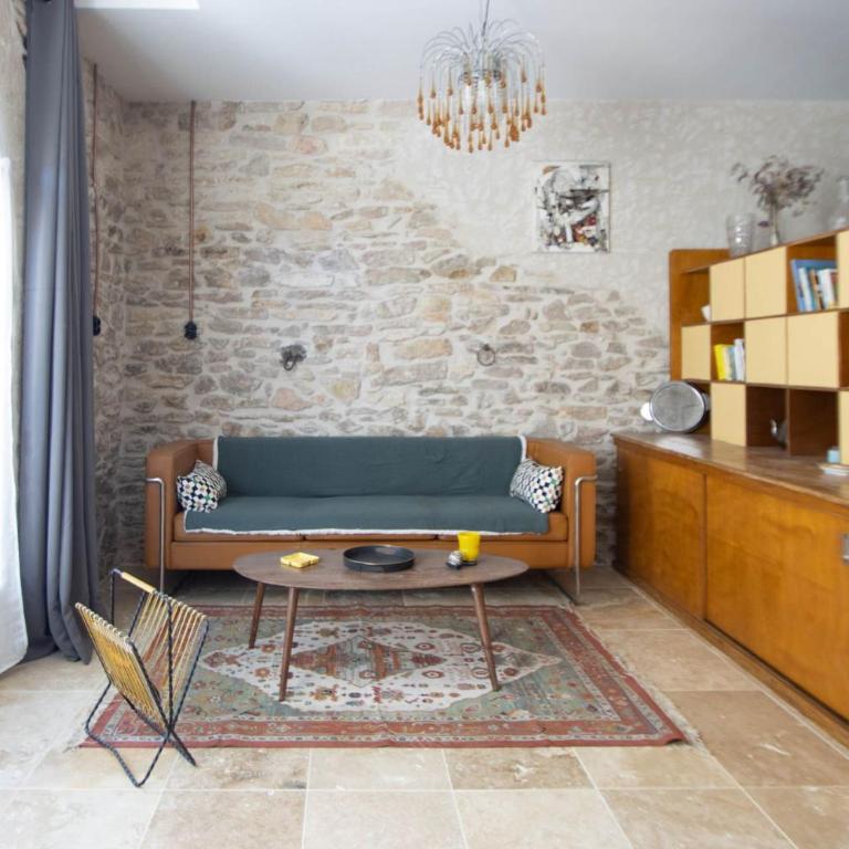 Gîte Les cyprès de l'ile - Apartment with Terrace - 12
