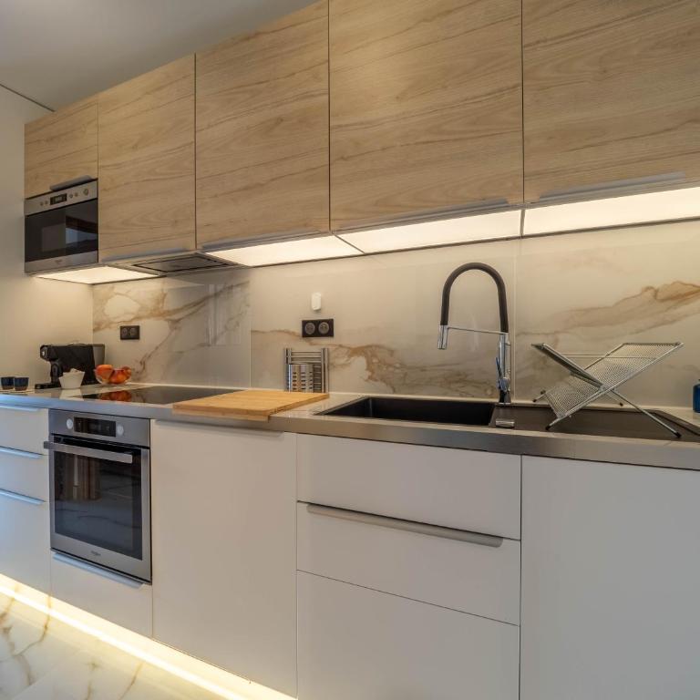 Eden Azur - Résidence Hôtelière - Sunny Riviera Apartment - 1