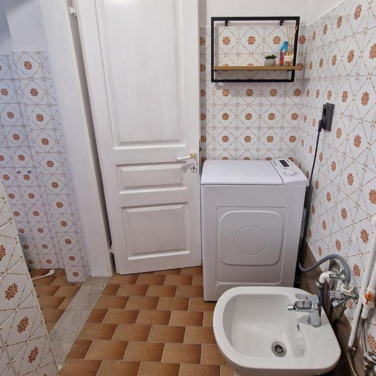 Bonomo - Appartamento con 3 Camere da Letto - 13