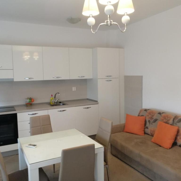 Jagodina Wing Apartman 2 - Apartman - 3