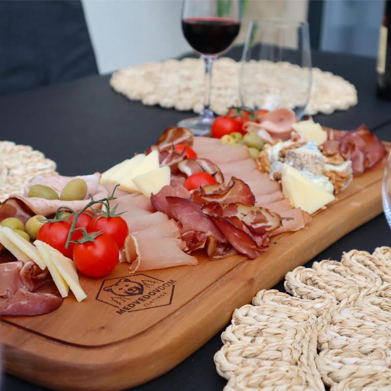 MEDVEDOV DOM Apartman sa VELIKOM terasom 34m2 - One-Bedroom Apartment - 7