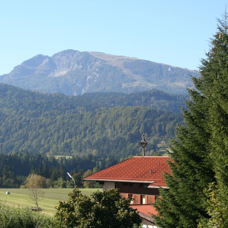 Gästehaus Sonnenbichl - Doppelzimmer mit Balkon - 3