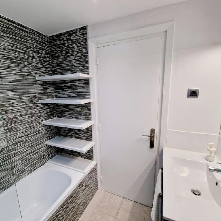Sunrise on Spain Street - Apartamento de 2 dormitorios - 32