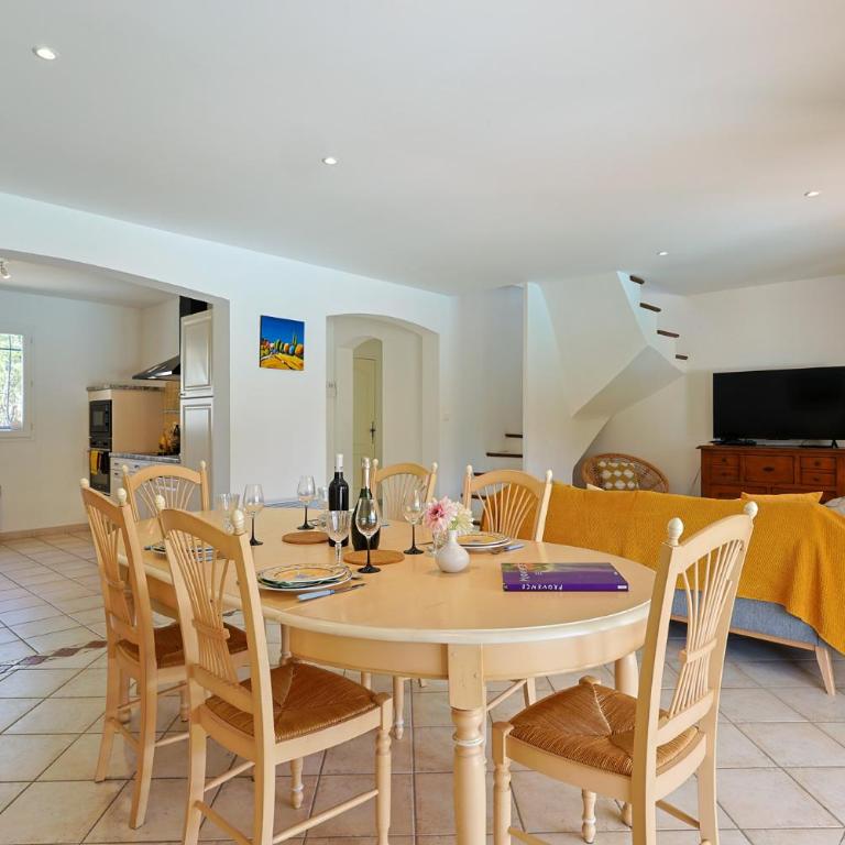 Provenzalische Villa l'Olivier - mit Terrasse und privatem Pool by Riviera HomeLife - Casa - 17