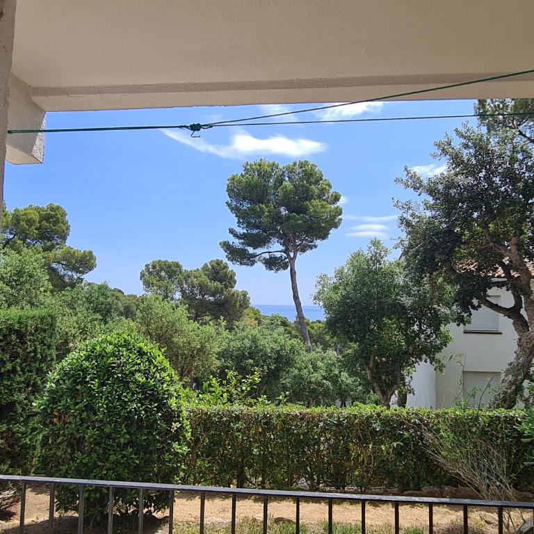 Apartment, short walk to the beach with aircon - Apartamento de 2 dormitorios con balcón y vistas al mar - 3