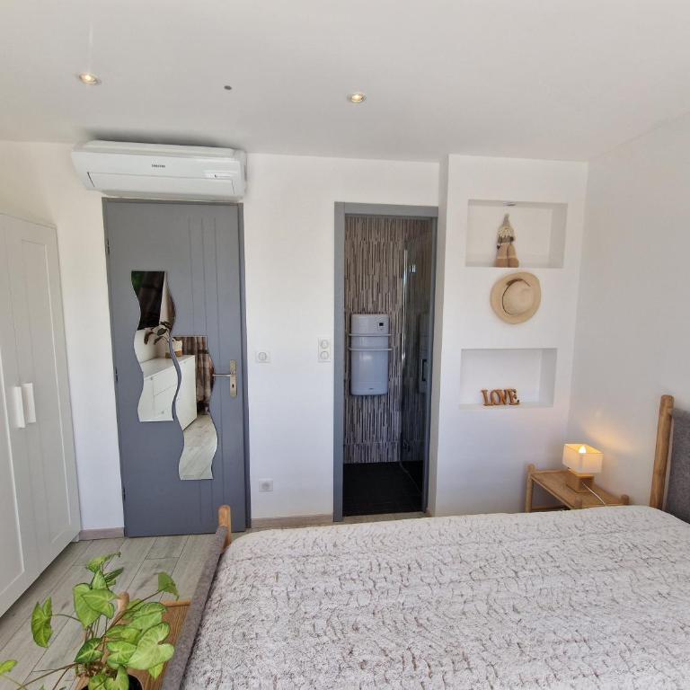Marina Exceptionnelle - 8 pers - 120 m2 vue mer - Suites Parentales - Cinéma - Ponton - Villa - 57