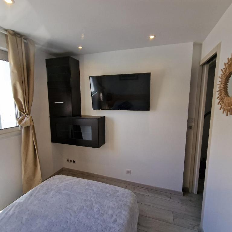 Marina Exceptionnelle - 8 pers - 120 m2 vue mer - Suites Parentales - Cinéma - Ponton - Villa - 14