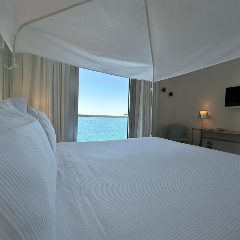 Hotel Miramare - Adults Only con Private Spa - Camera Matrimoniale con Letto a Baldacchino - 5