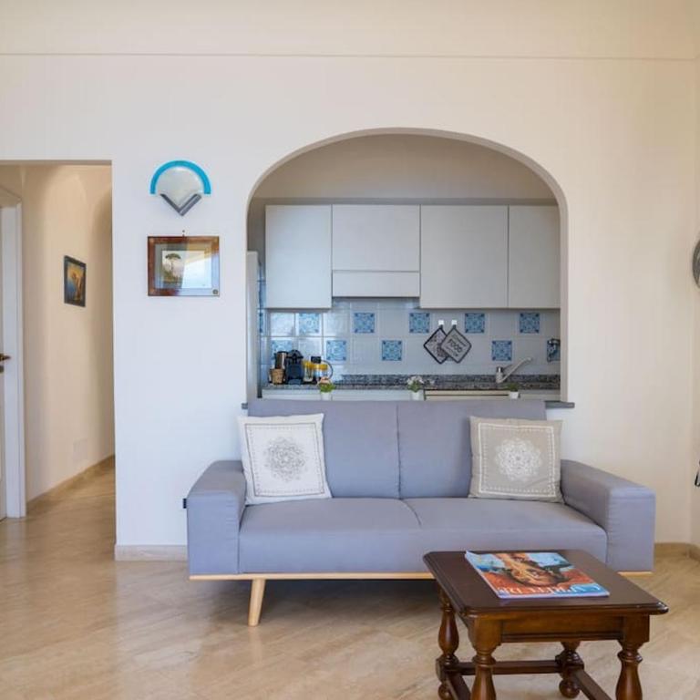 Residenza "il sogno di Geppino" al centro di Capri - Appartamento con 2 Camere da Letto, Terrazza e Vista Mare - 15