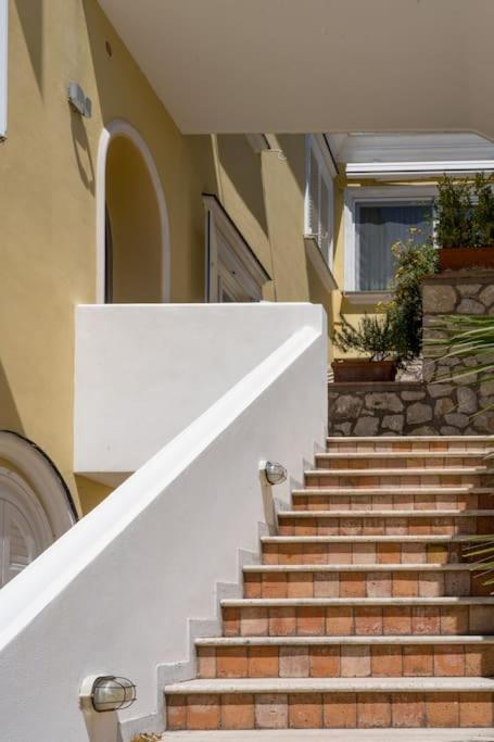 Residenza "il sogno di Geppino" al centro di Capri - Appartamento con 2 Camere da Letto, Terrazza e Vista Mare - 33