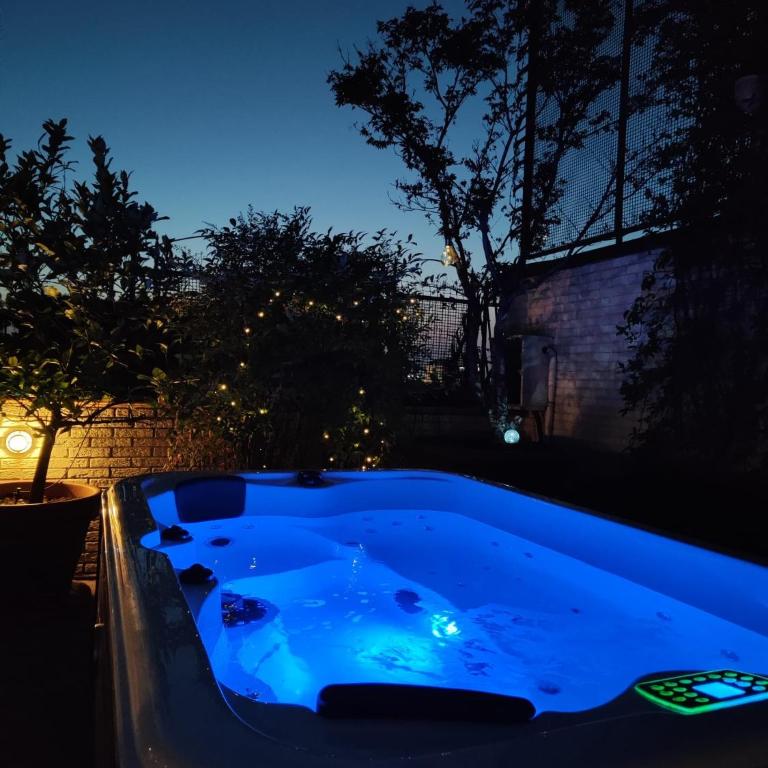 Rooftop Terrace - elegante attico con idromassaggio - Appartamento con 1 Camera da Letto - 18