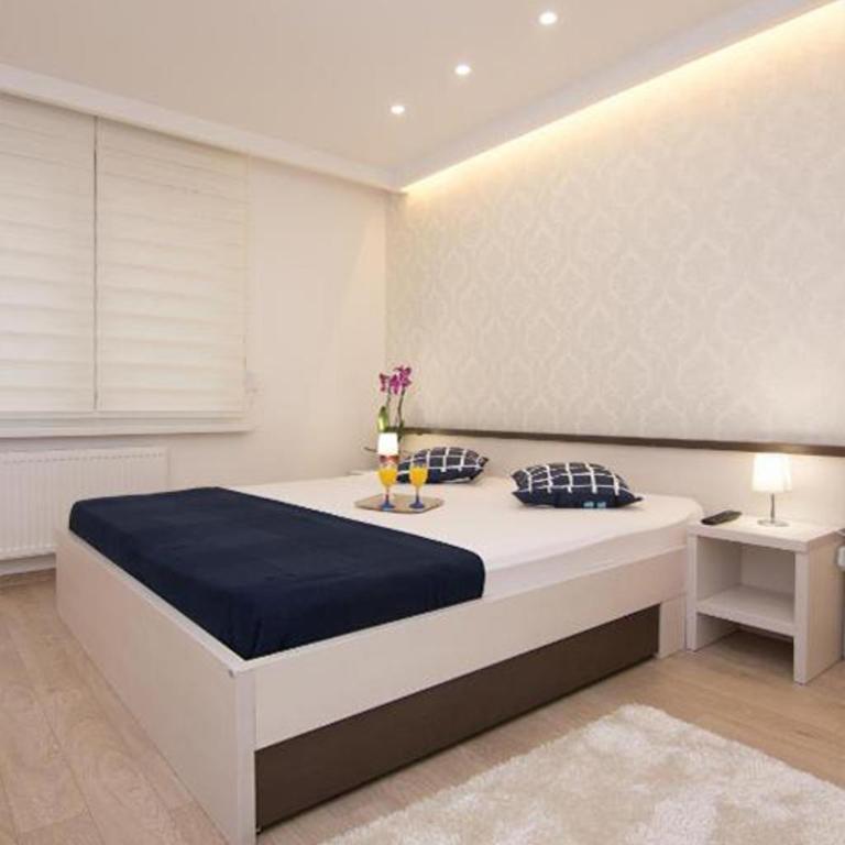 Residence 14 Sarajevo - Apartman - 1