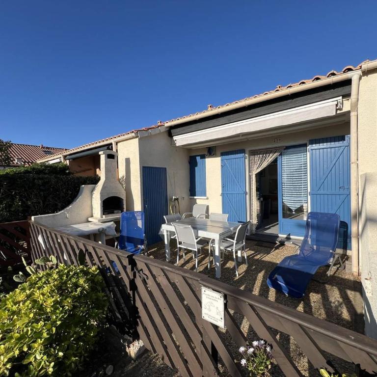 Pavillon 2 Pièces + Mezzanine à Port Leucate, 6 Pers, Parking, Proche Plage - FR-1-81-64 - Villa - 12