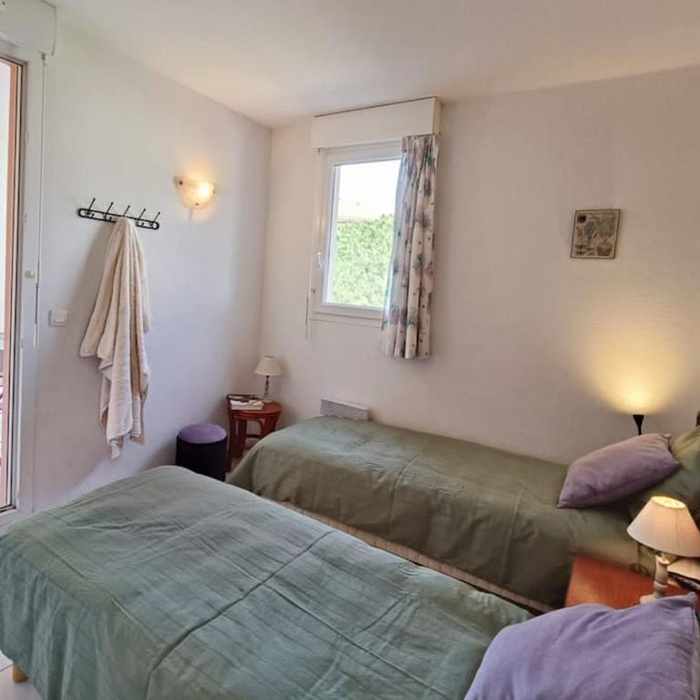 Les Calanques d'Azur - Three-Bedroom Apartment - 18
