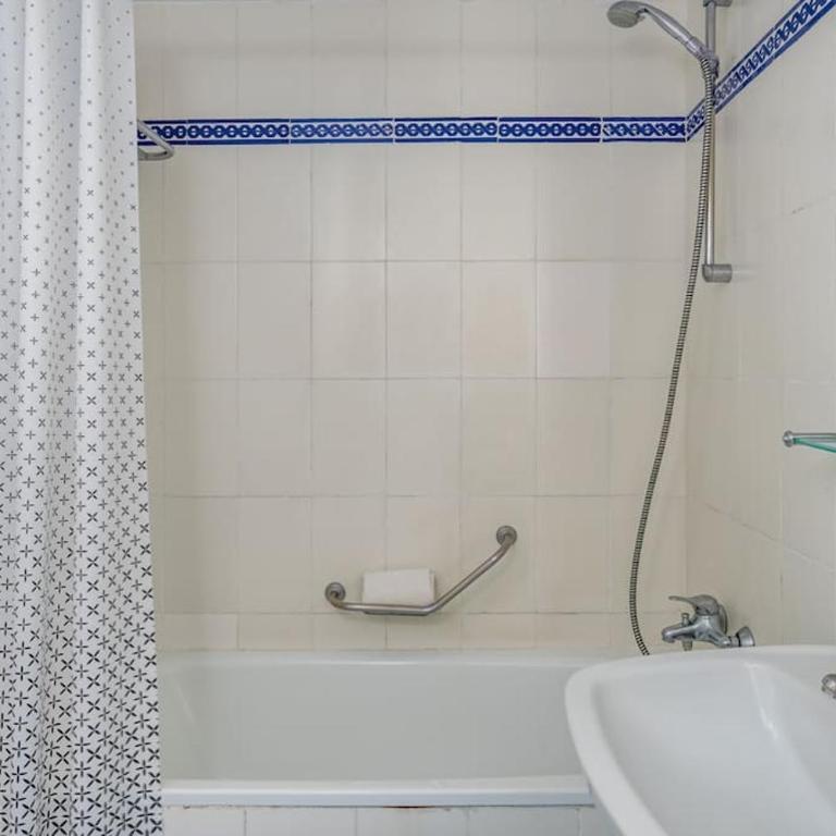 Coastal escape/Family-Friendly 2-BR with seaview - Apartamento de 2 dormitorios - 26