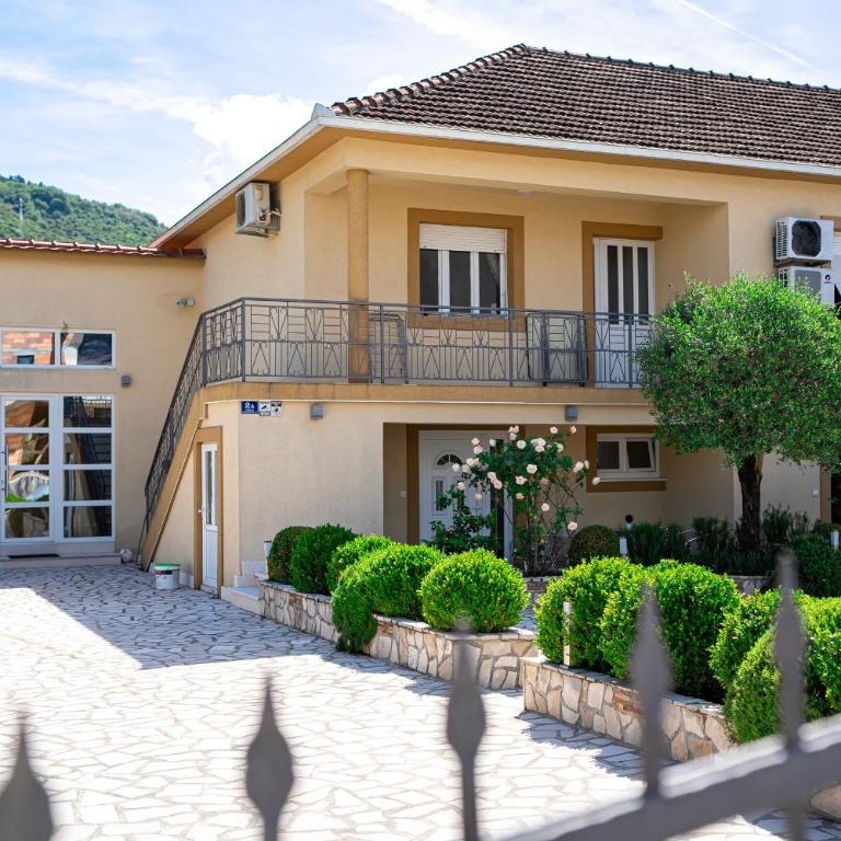 Raicevic Residence - One-Bedroom Apartment - 1